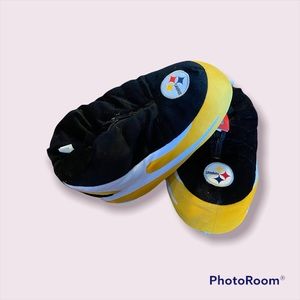 Vintage Womens Steelers Slippers